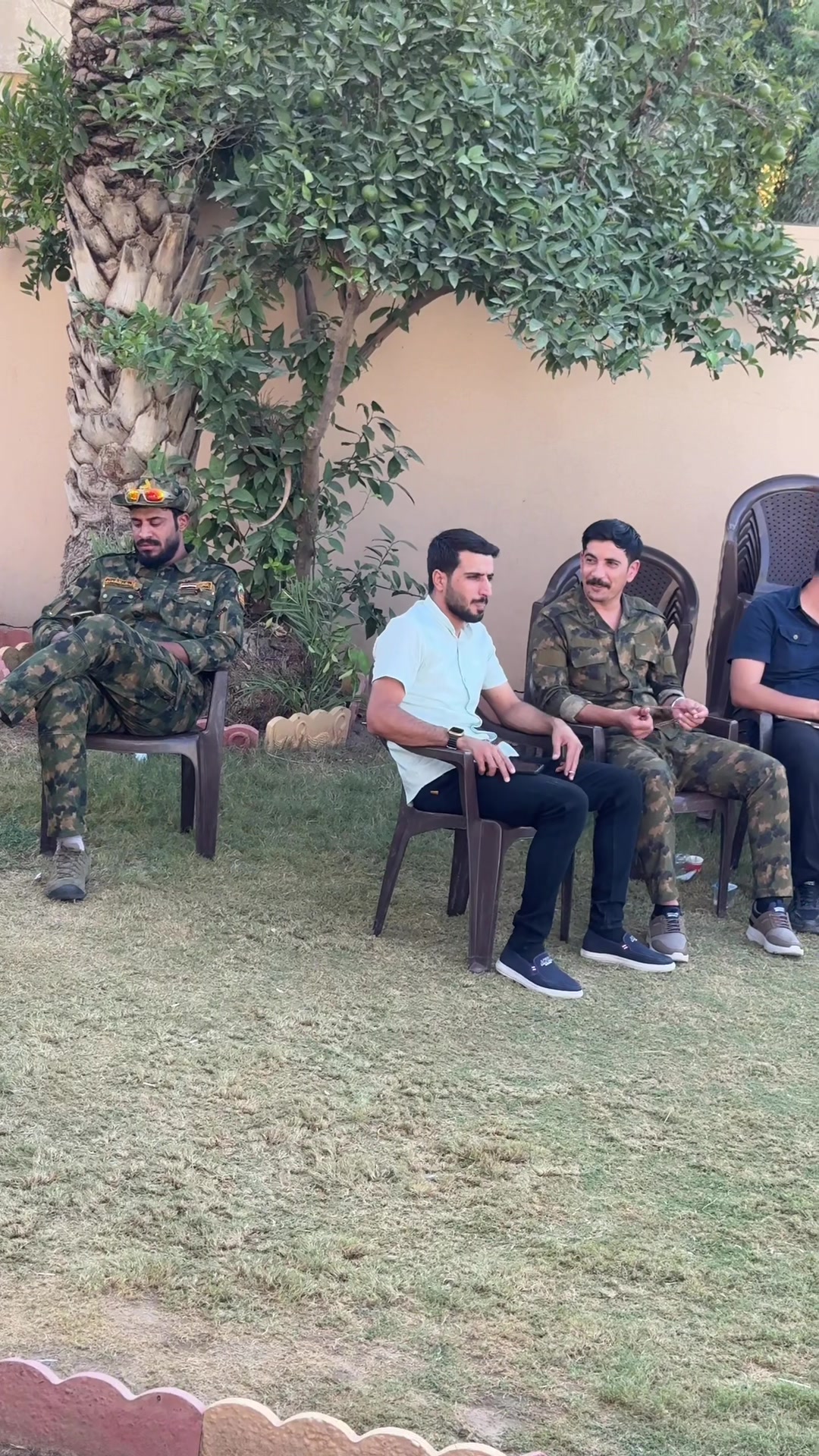 @احمد الظاهر الصخري