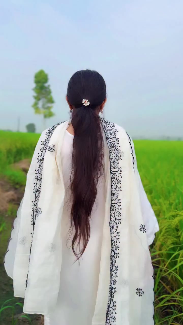 @Komal_Rajpoot_Official💔