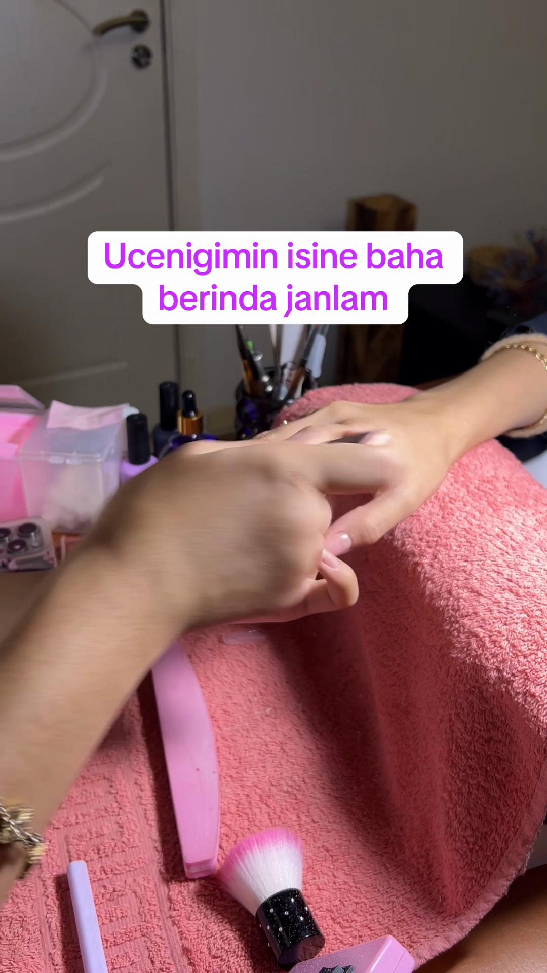 @Aya_nails_mode