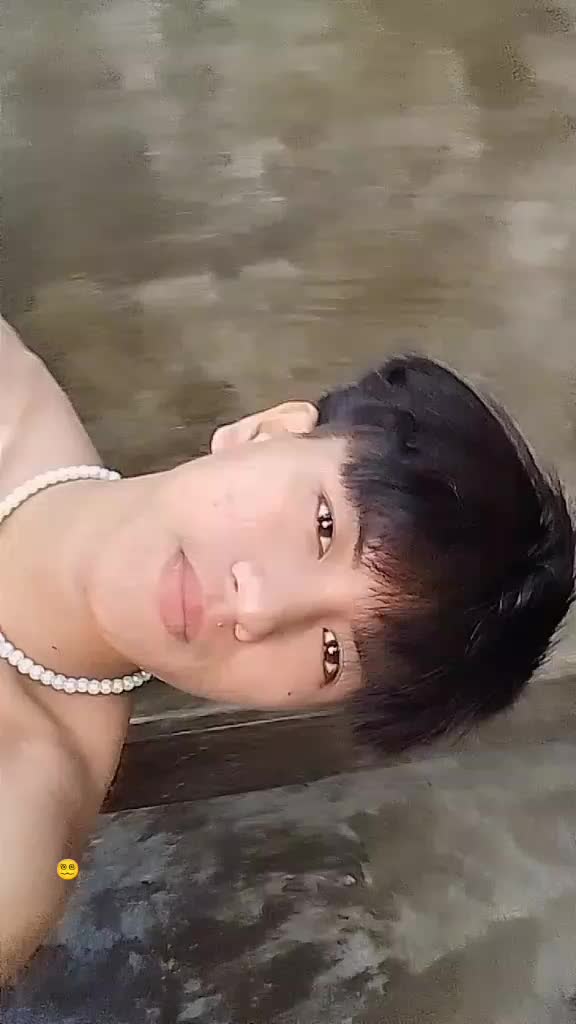 @~~~~~