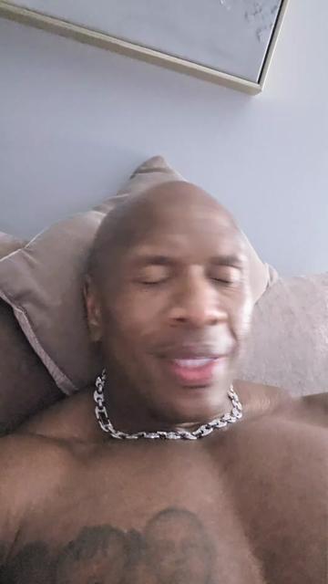 @Bigback
