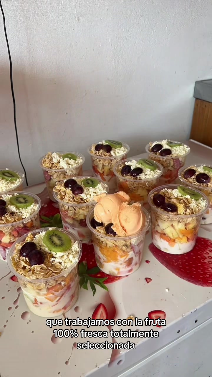 @LAS FRESITAS HECHAS CON AMOR🍓