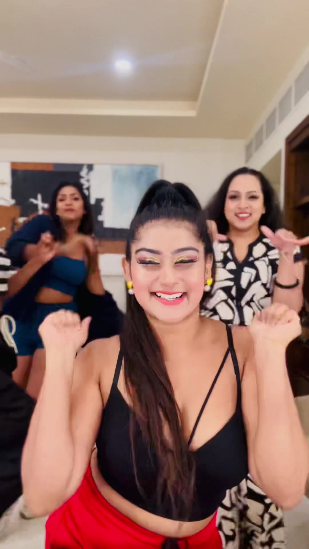 @kavindra.koshila