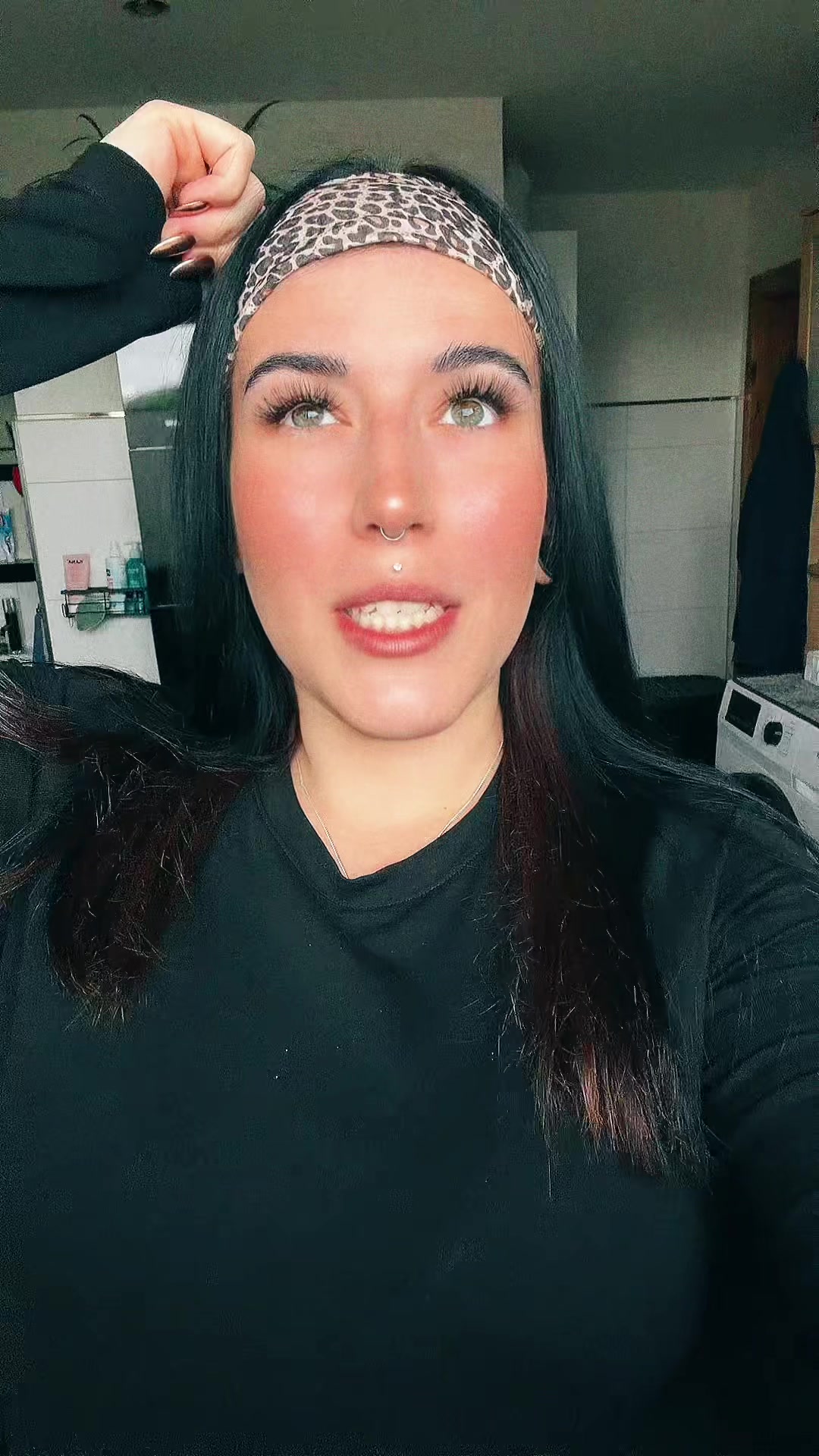 @laura