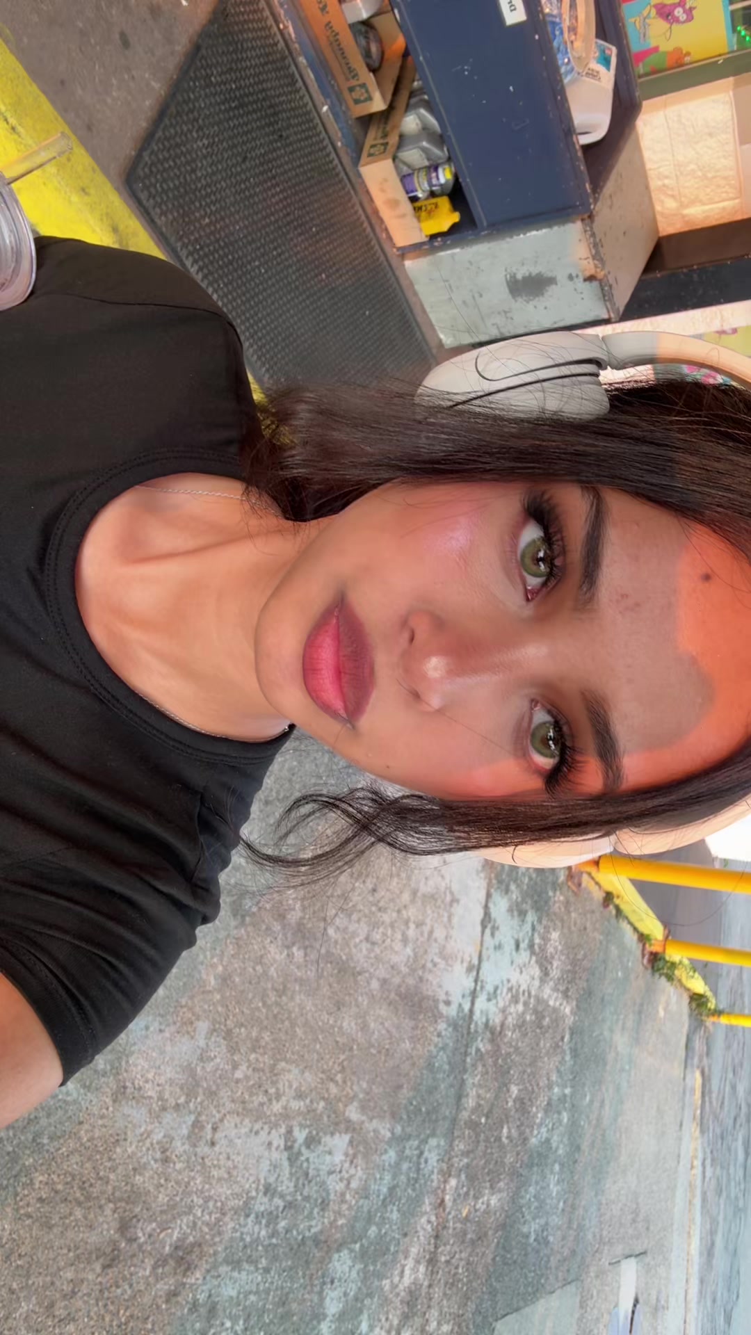 @🦢