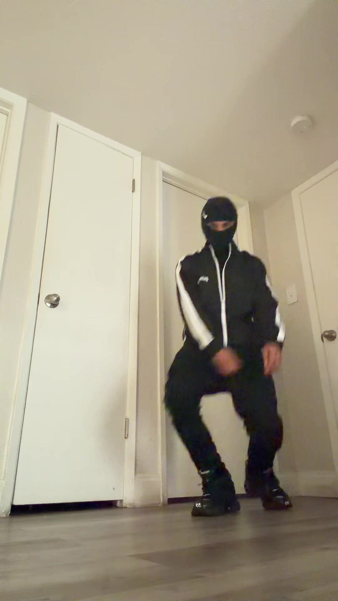 @Zurdo.