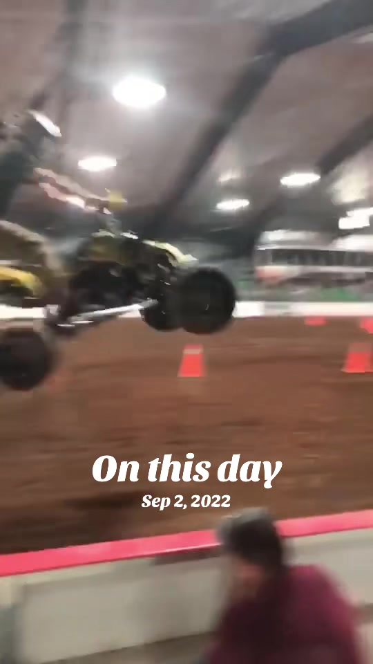 @AustonMatthewsMoustache