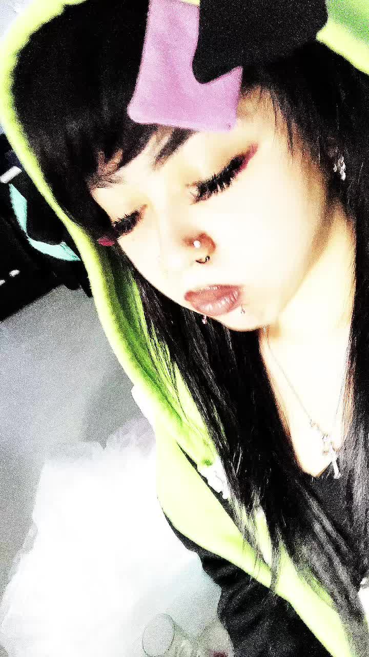 @KU2H1N4