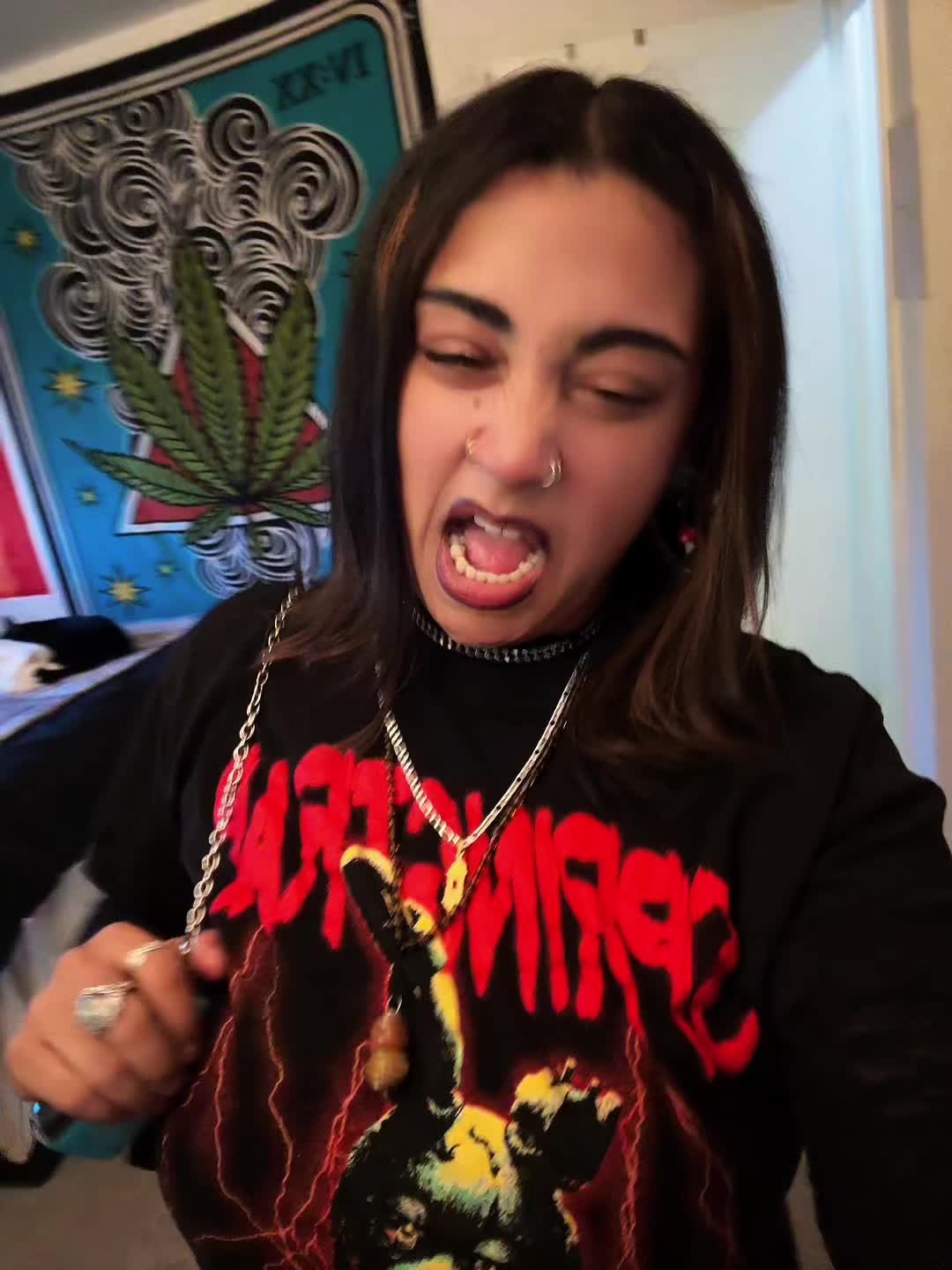 @Nikki