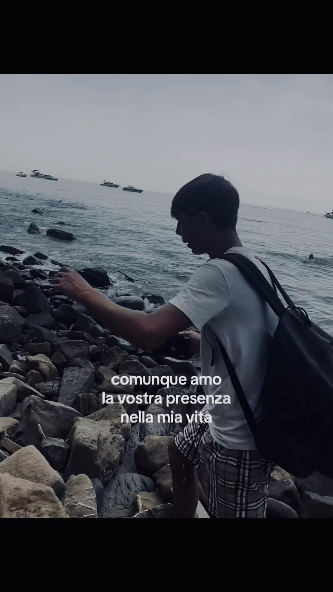 @𝟕