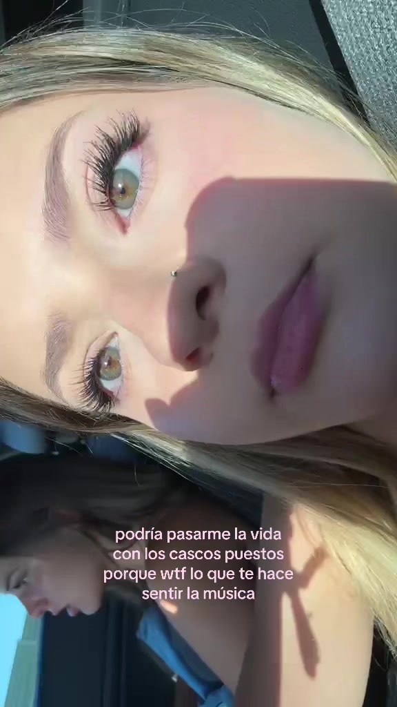 @daanielotis