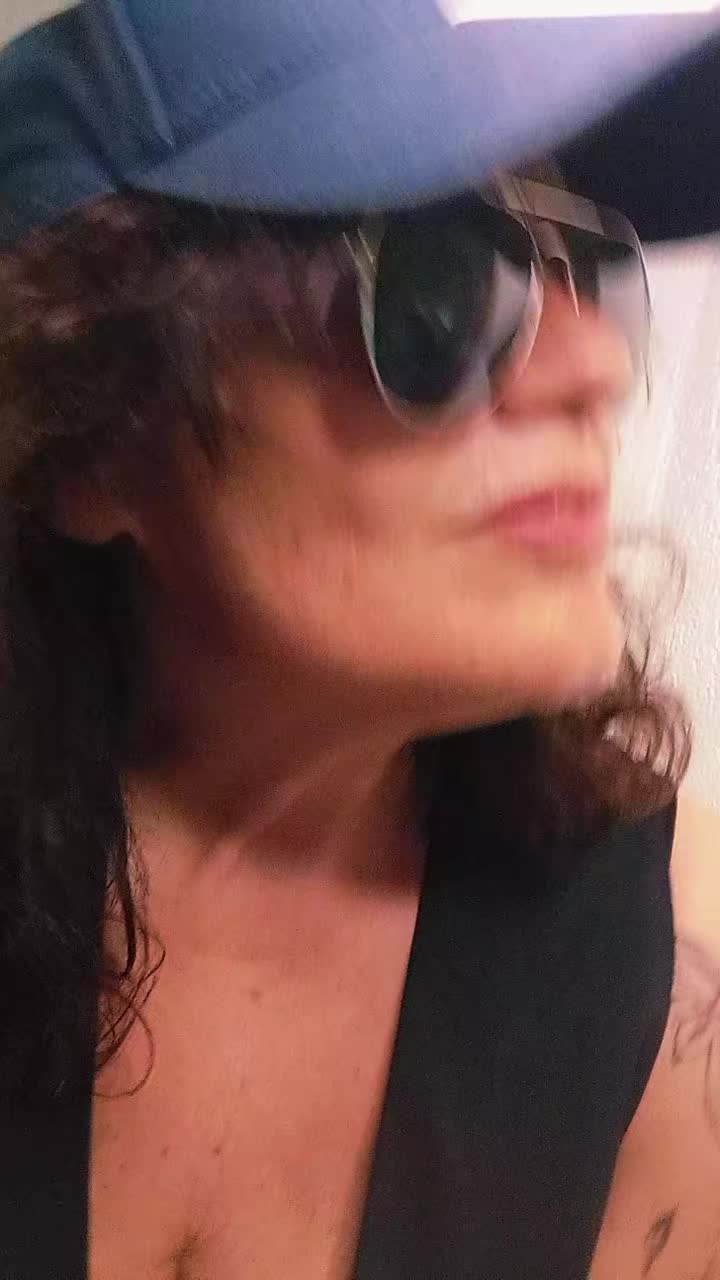 @💯 Livia 😉