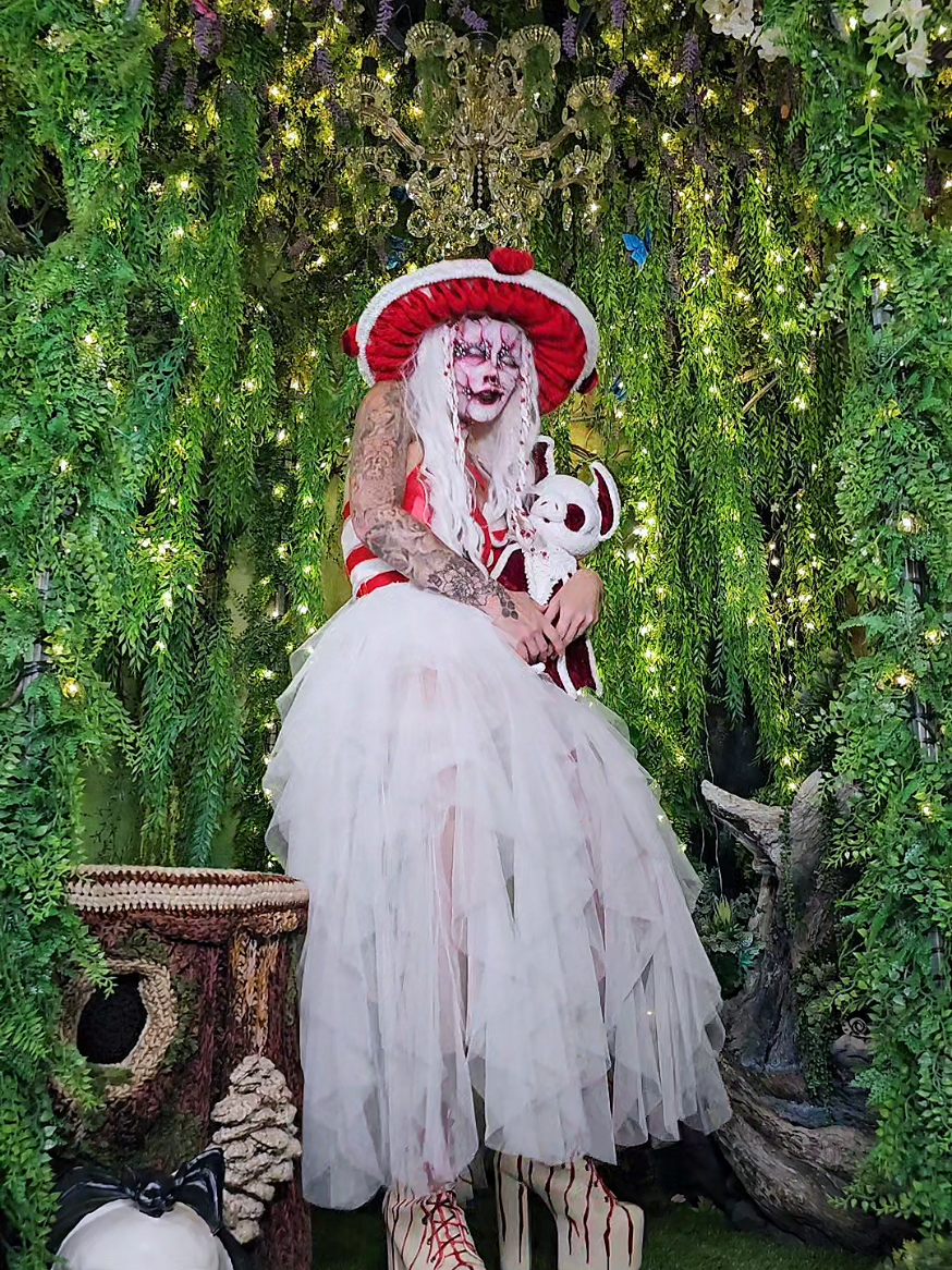 @TheTwistedHatter