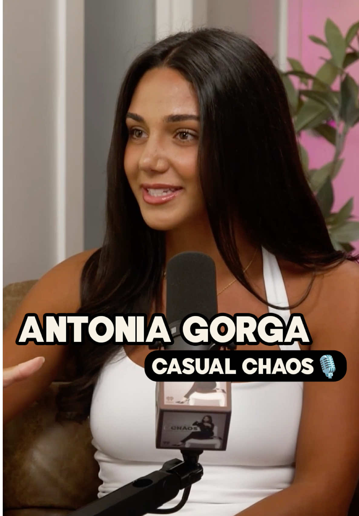 @casualchaoswithgia