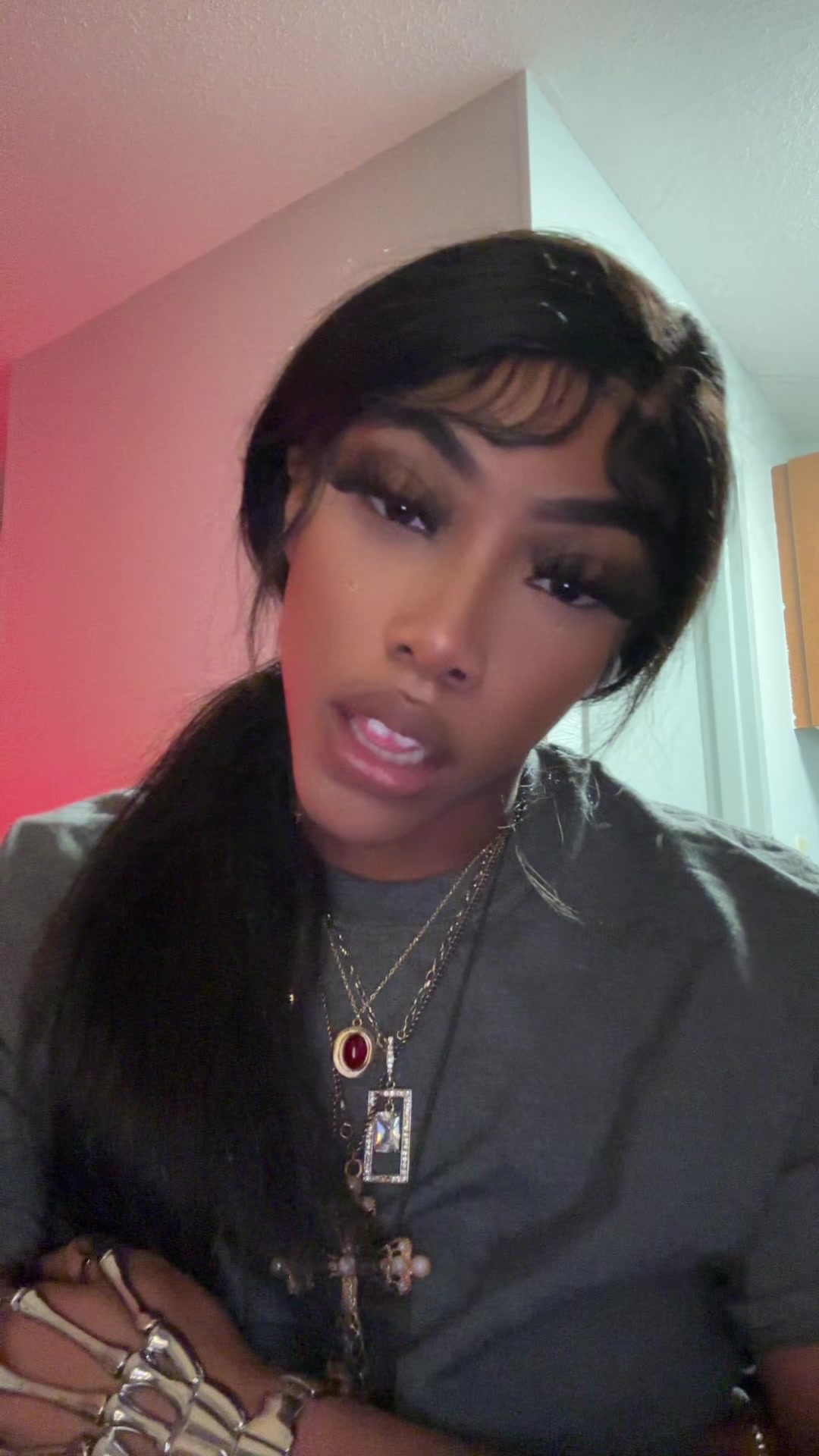 @emoHoodbarbie🤘🏾🖤💋