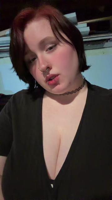 @goth-pixie