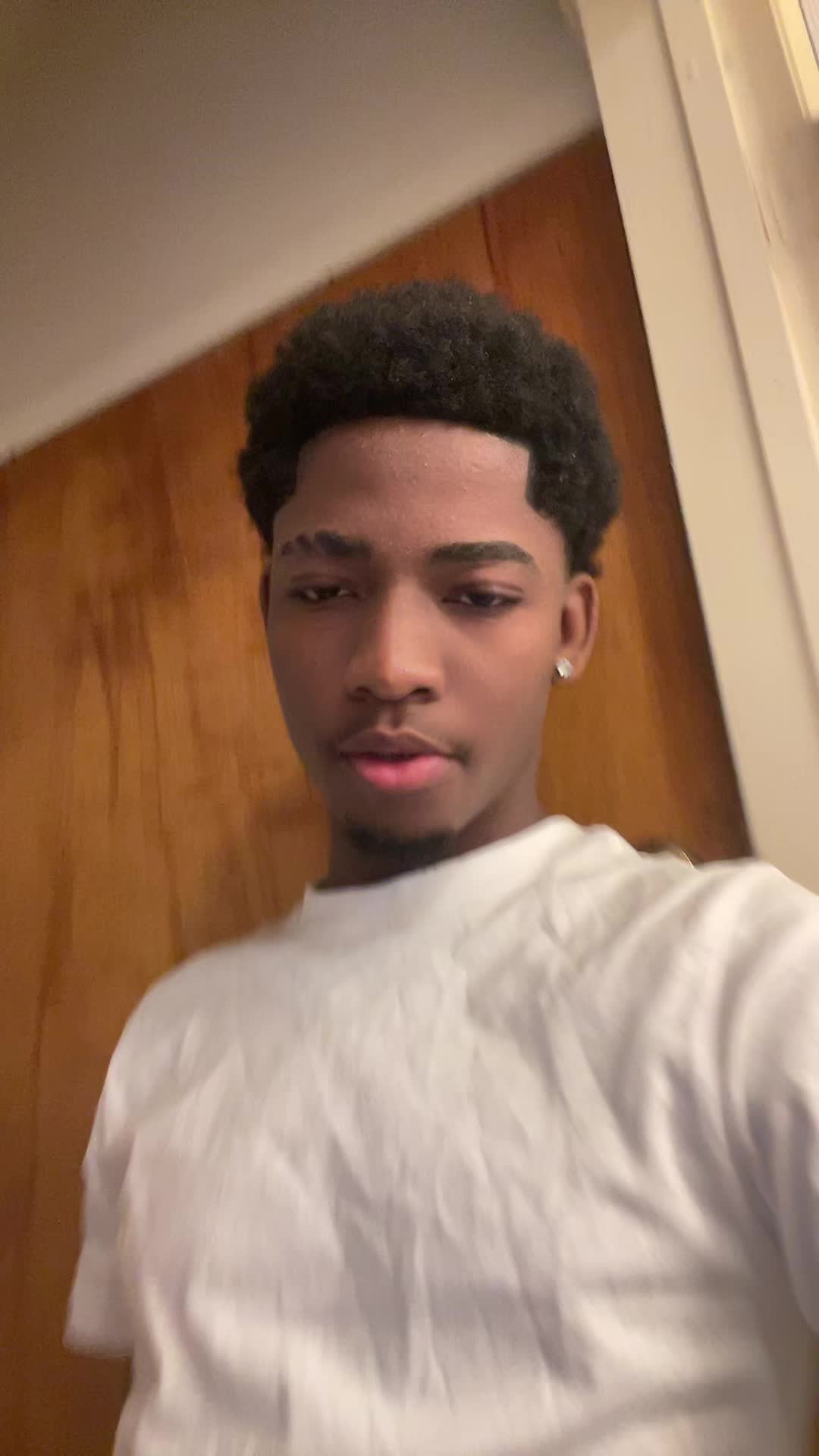 @Tieno