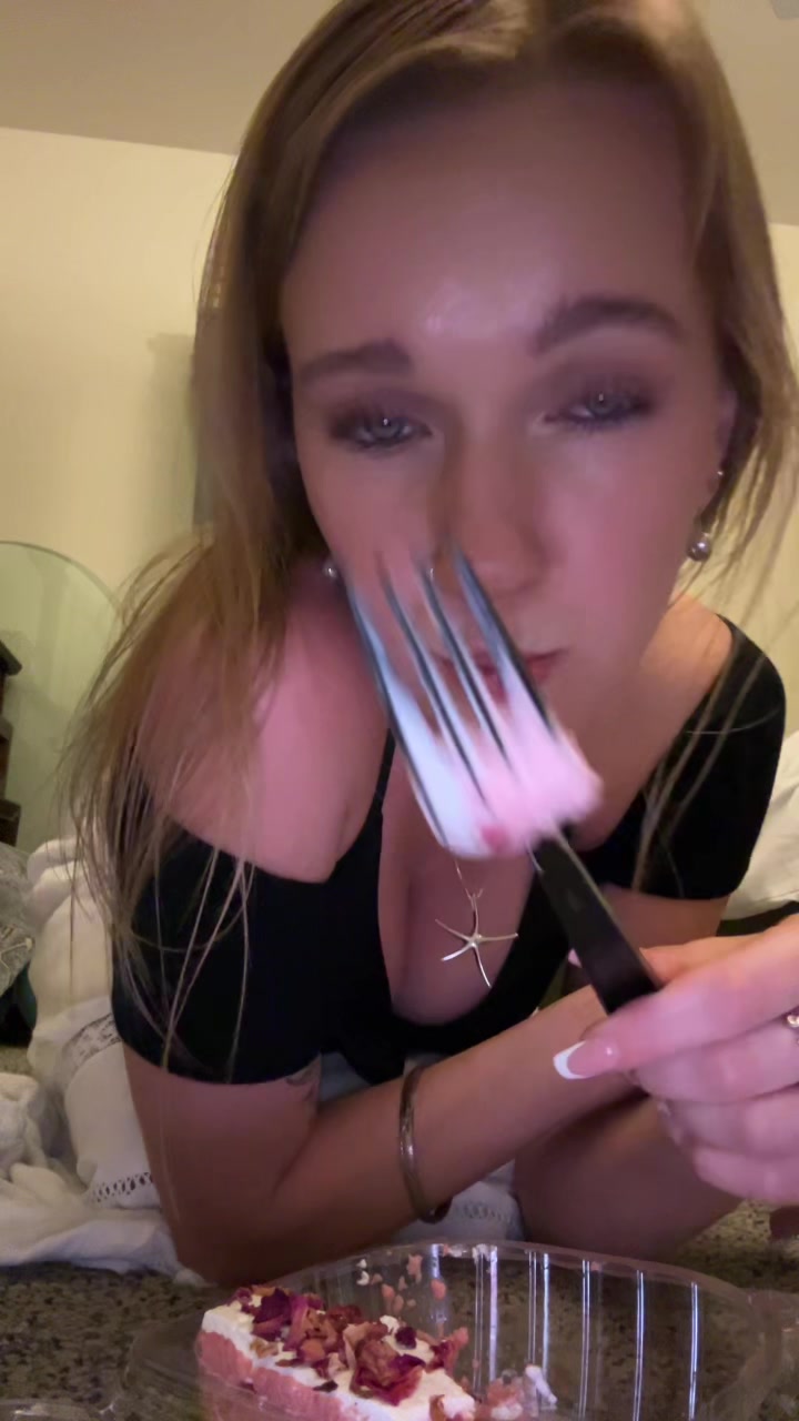 @🧿