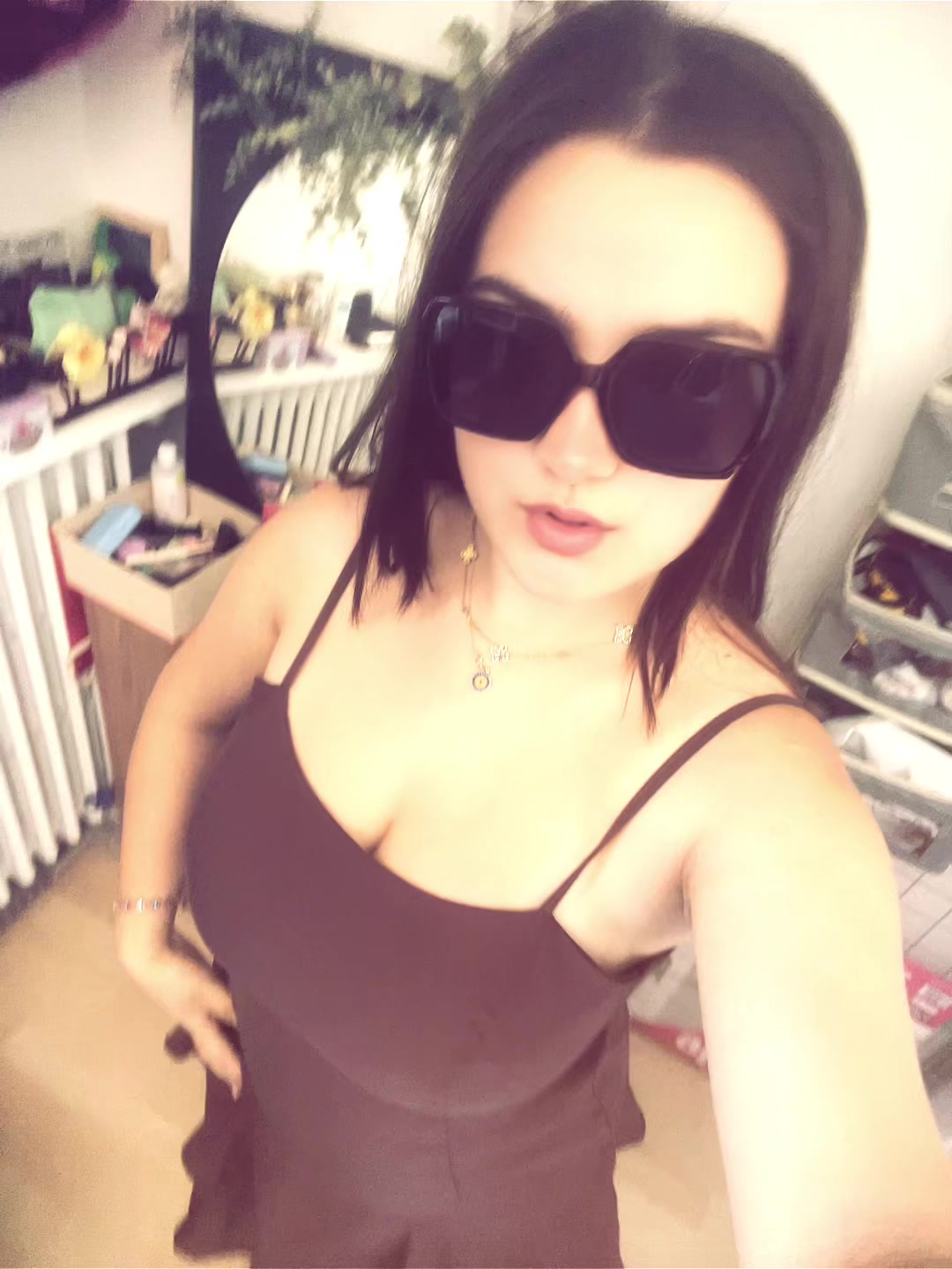 @Ariana_222