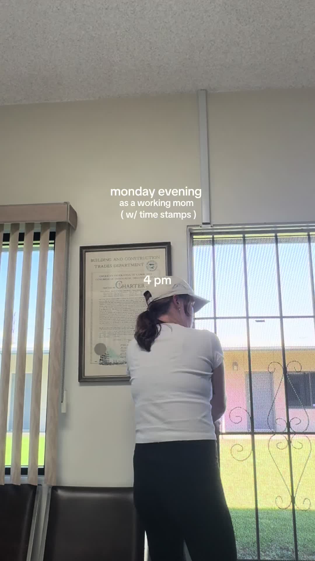 @Alyssa Golden | working mama