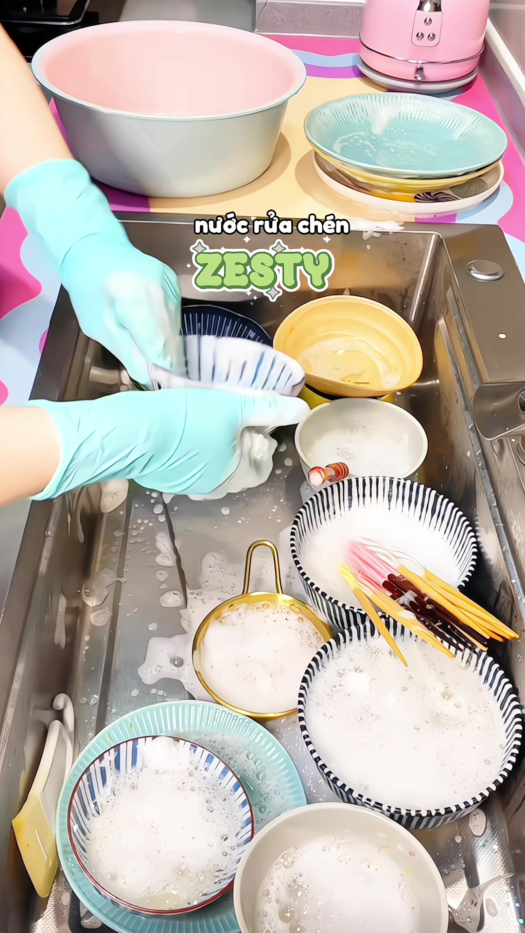 @unbox c&ugrave;ng Tiểu Mụi