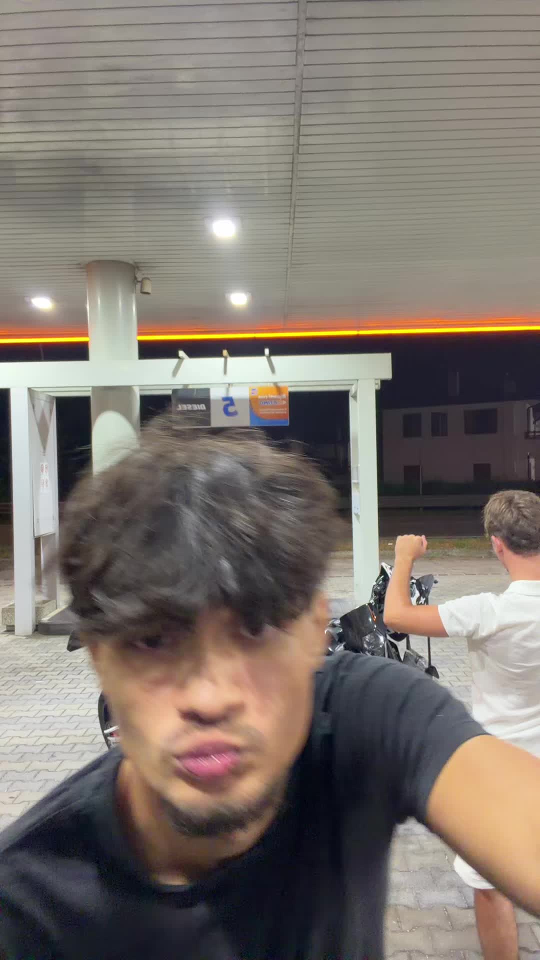 @shefwrahull