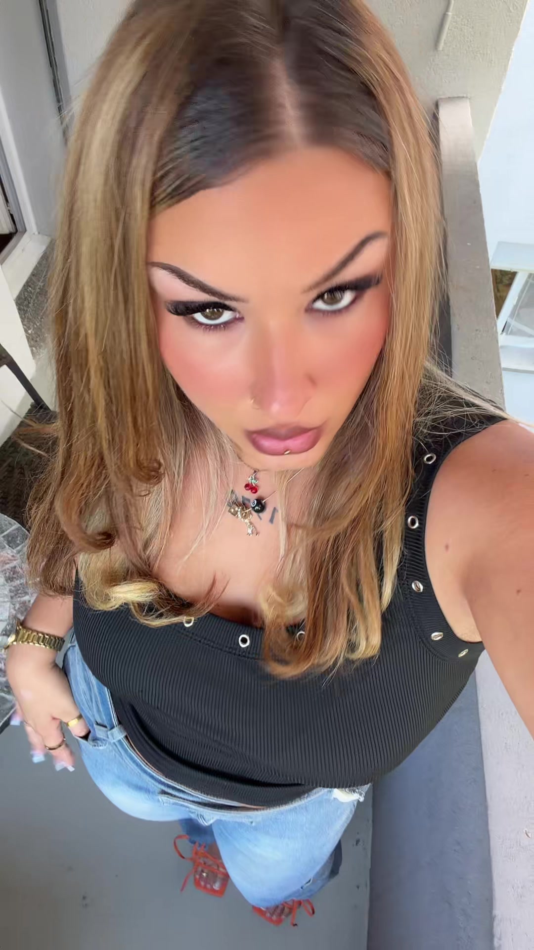 @lzfr_