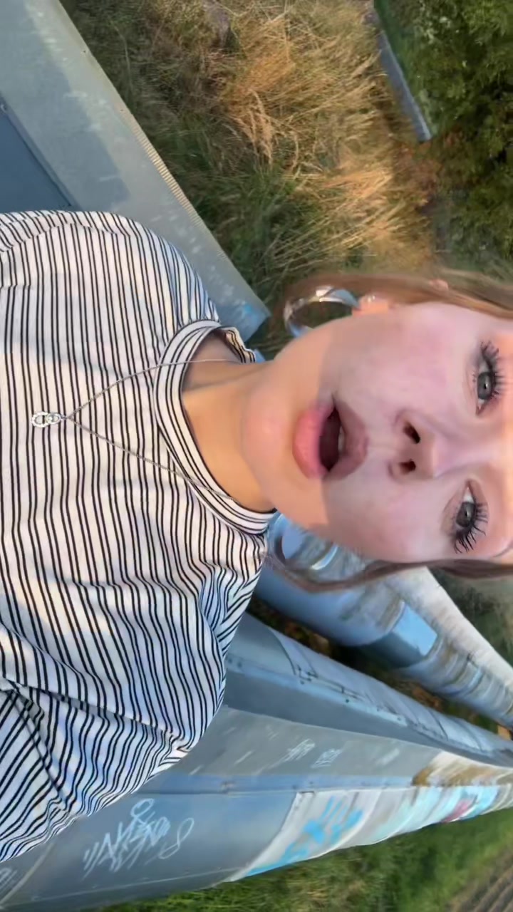 @𝐋𝐞𝐚-𝐞𝐦𝐞𝐥𝐲