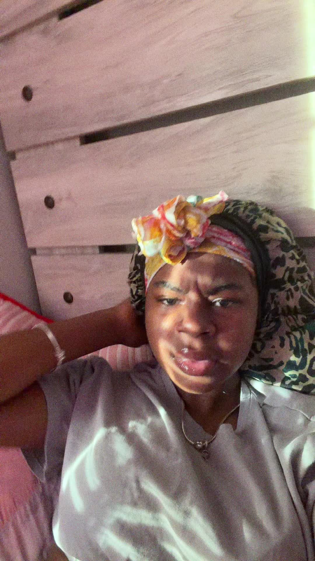 @mommybae