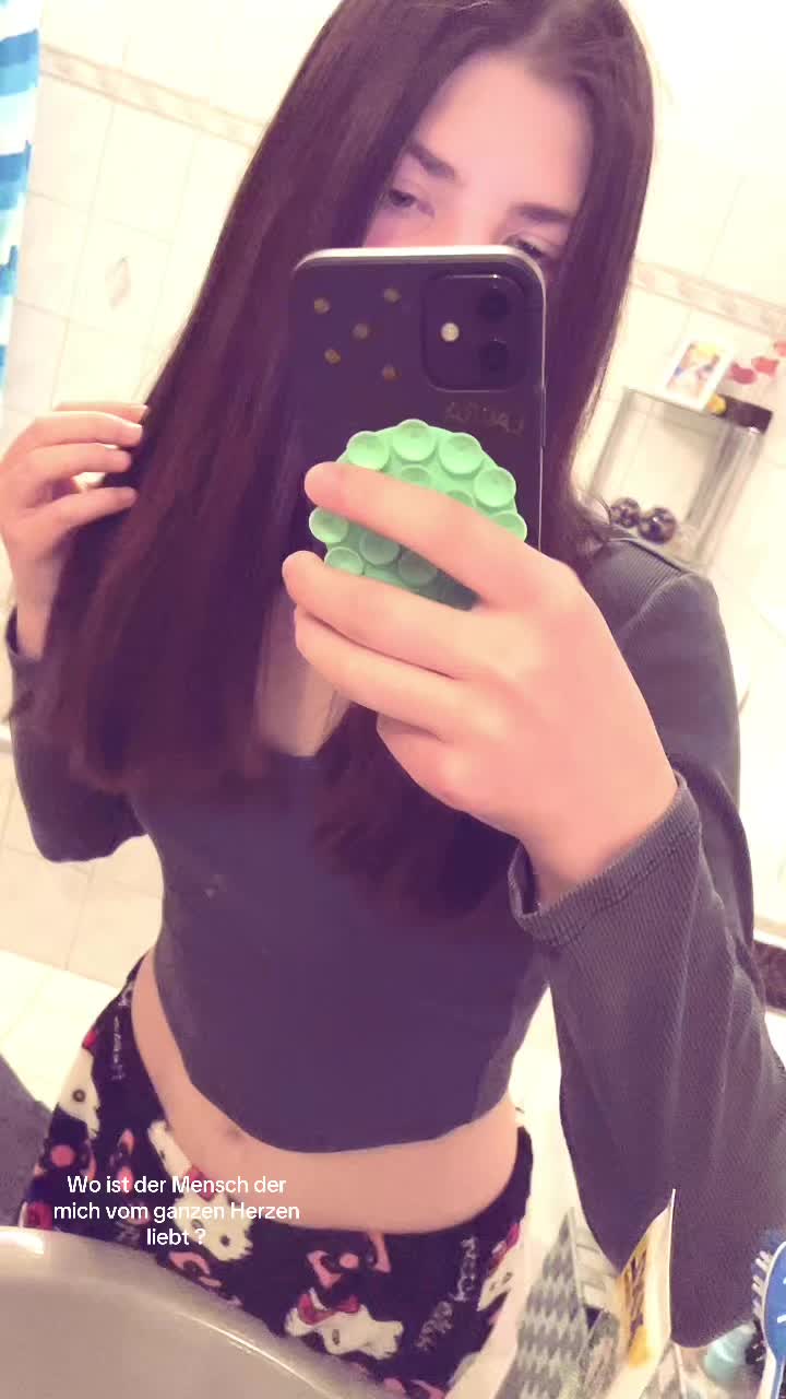 @Laura🎭