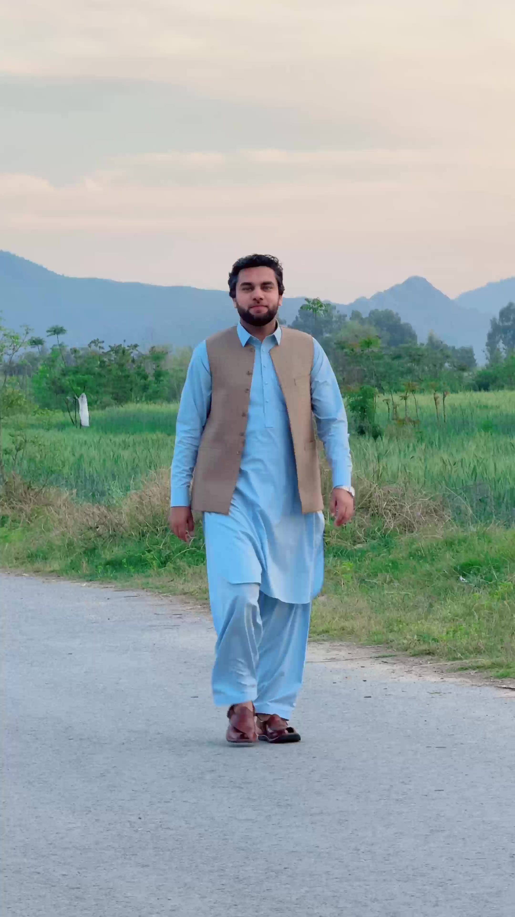 @MalikWaqasali40