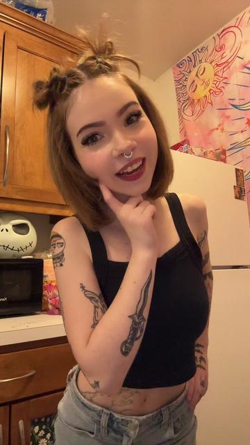 @xxvioletaddamsxx