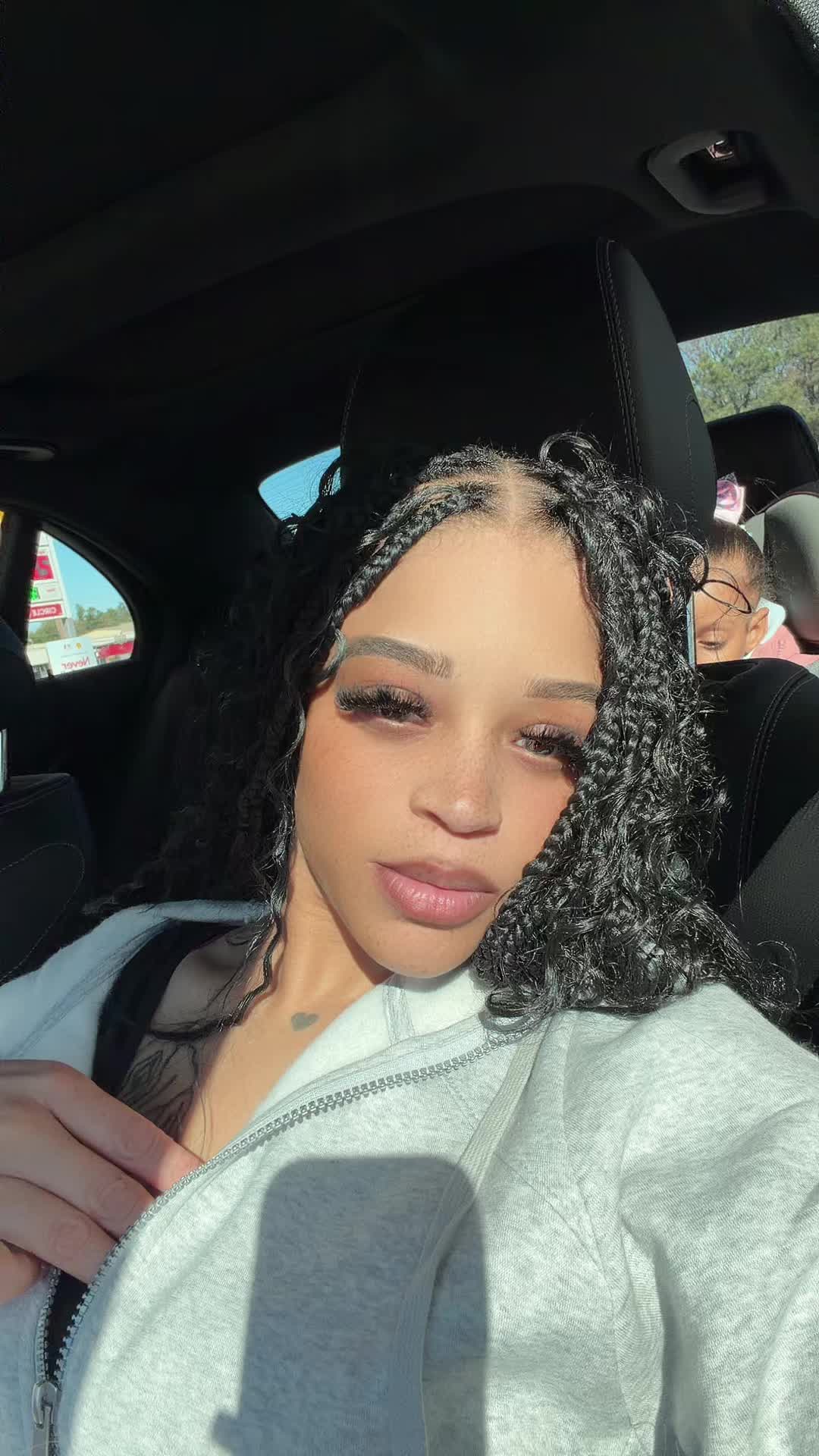 @Rozaay