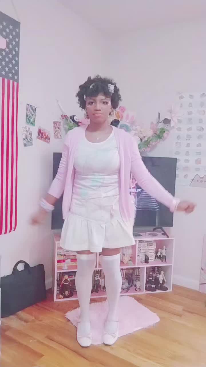 @ᕱ👑ᕱ
