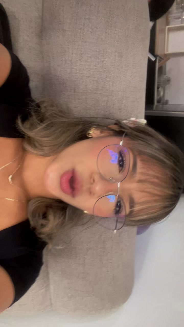 @eynnispadron