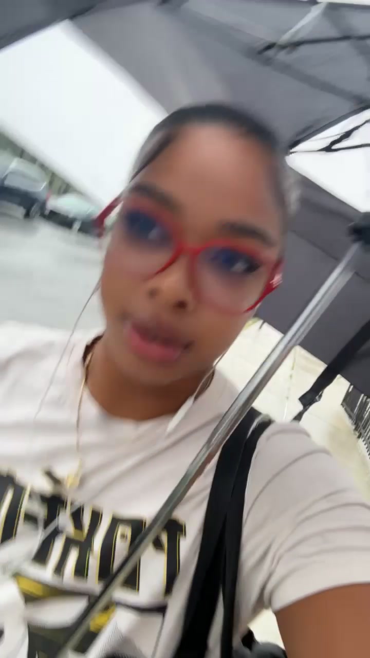 @Prettyincharge