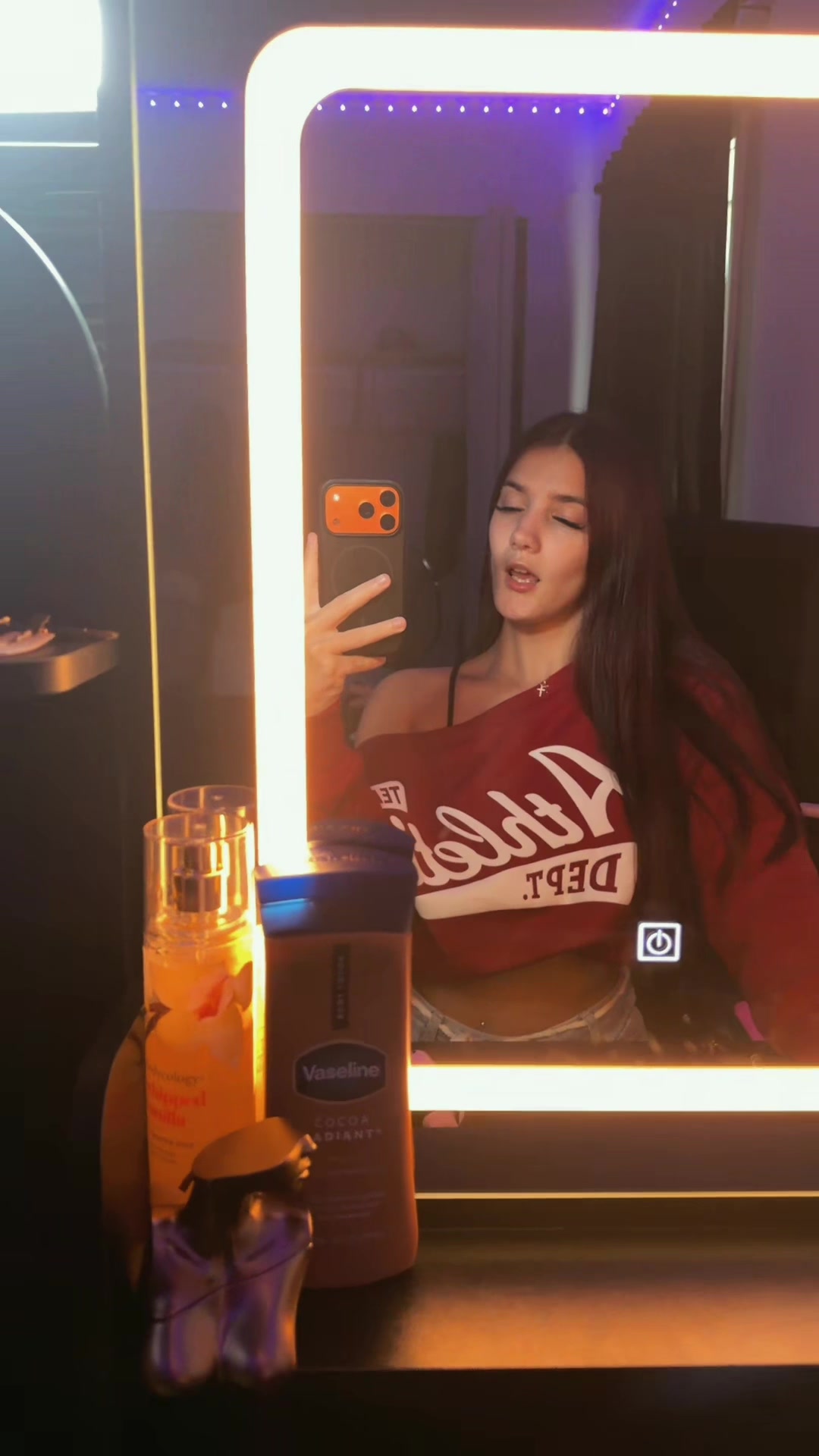 @🦇🕷️
