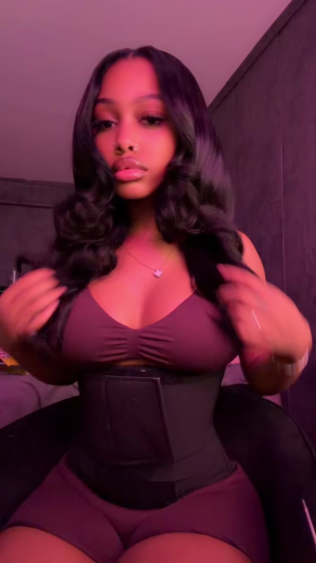 @Ashley<3