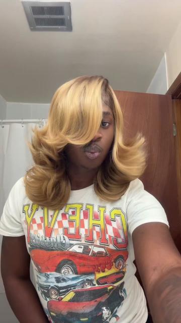 @Darkskinkenn
