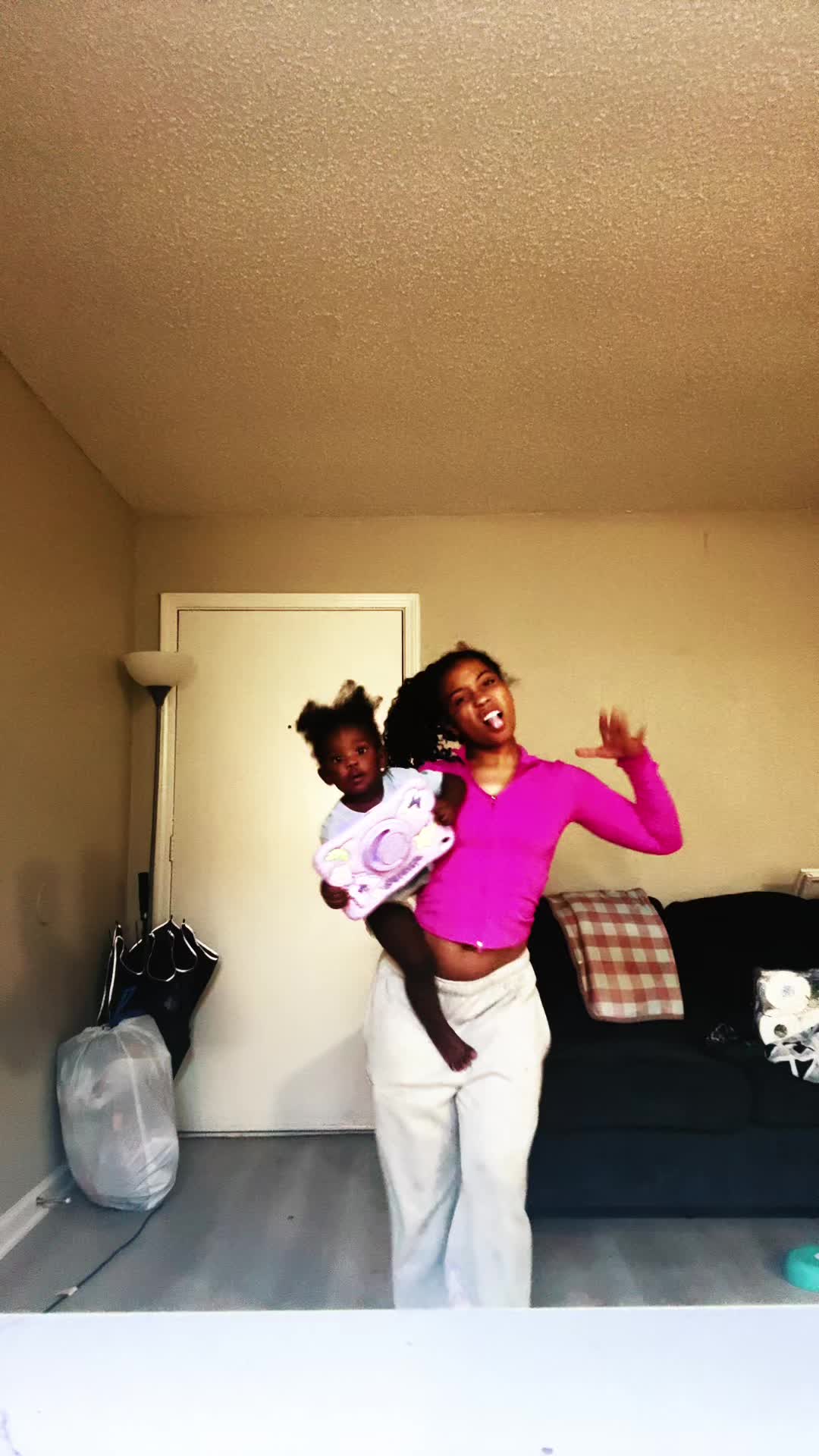 @x.meiyaa