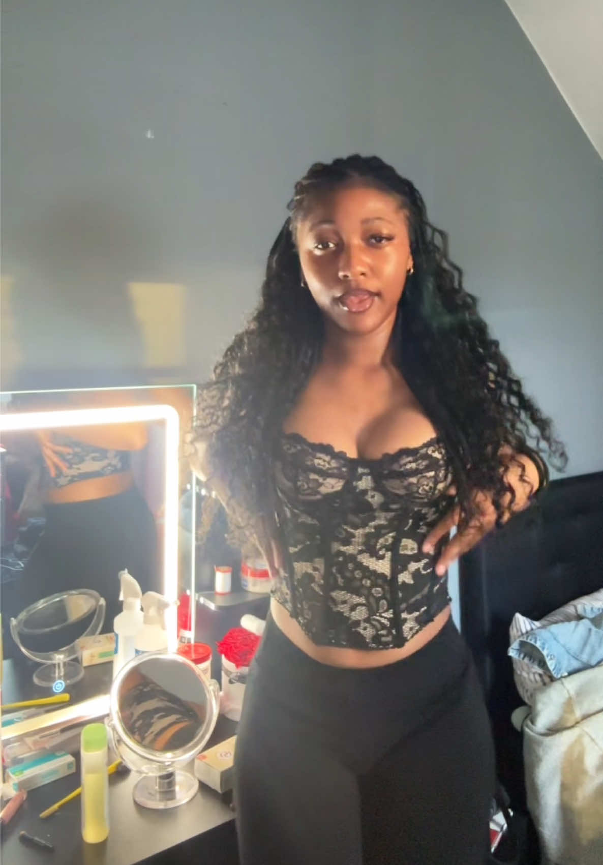 @ᵍʳᵃᶜⁱᵃ🇨🇩