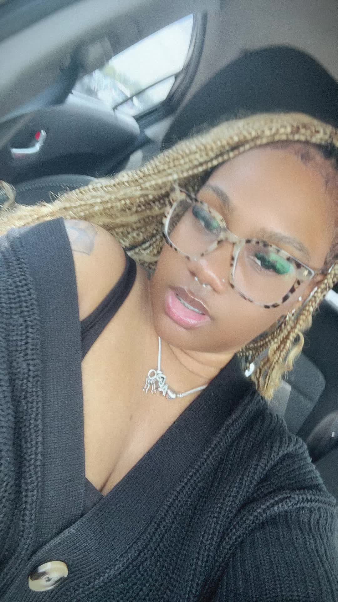 @alexis 🫧 ᥫ᭡