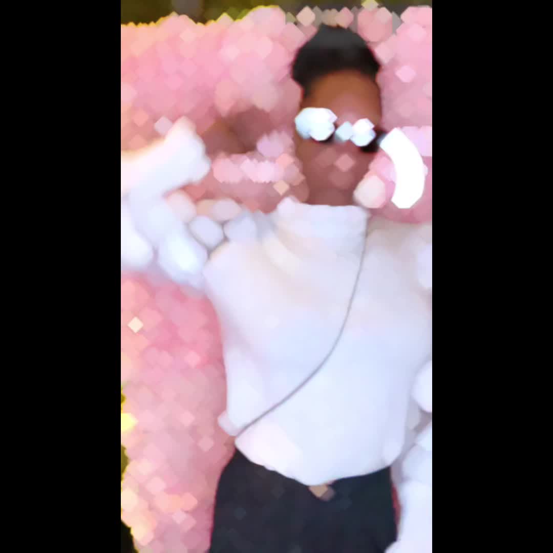 @Monique