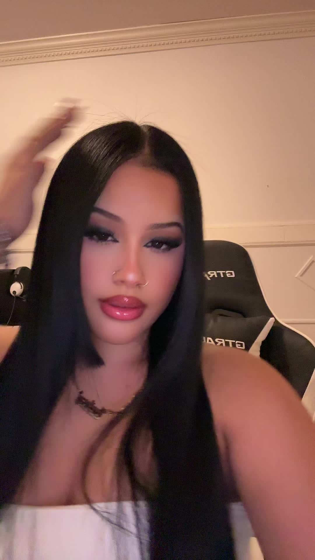 @𝘈𝘭𝘦𝘹𝘢𝘯𝘥𝘳𝘢