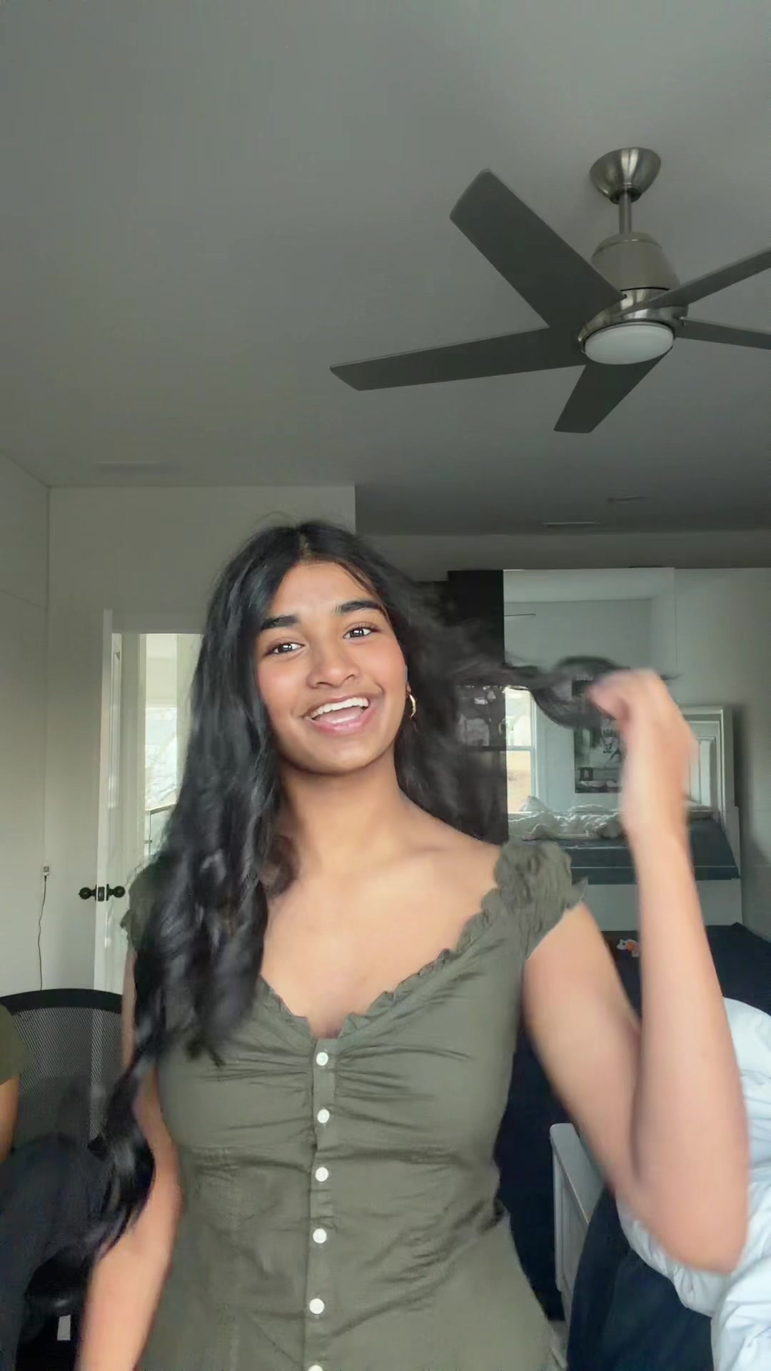 @laasyaspams