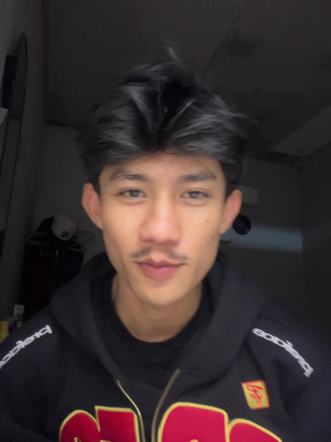 @Russliiiii