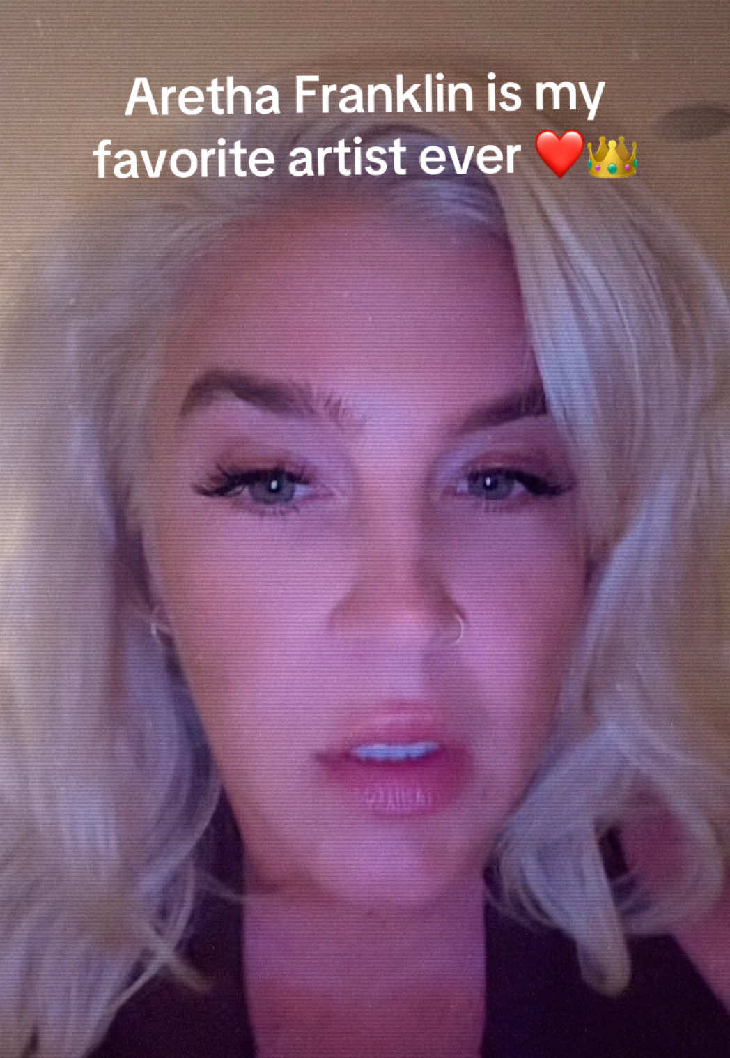 @joellejames