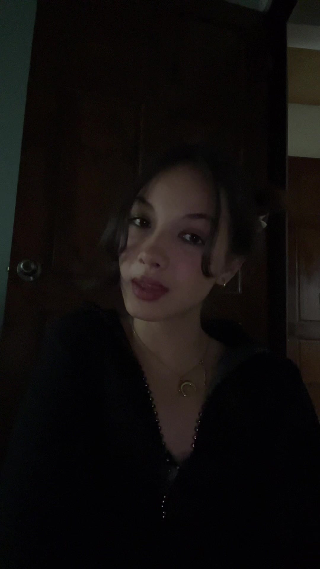 @moon_