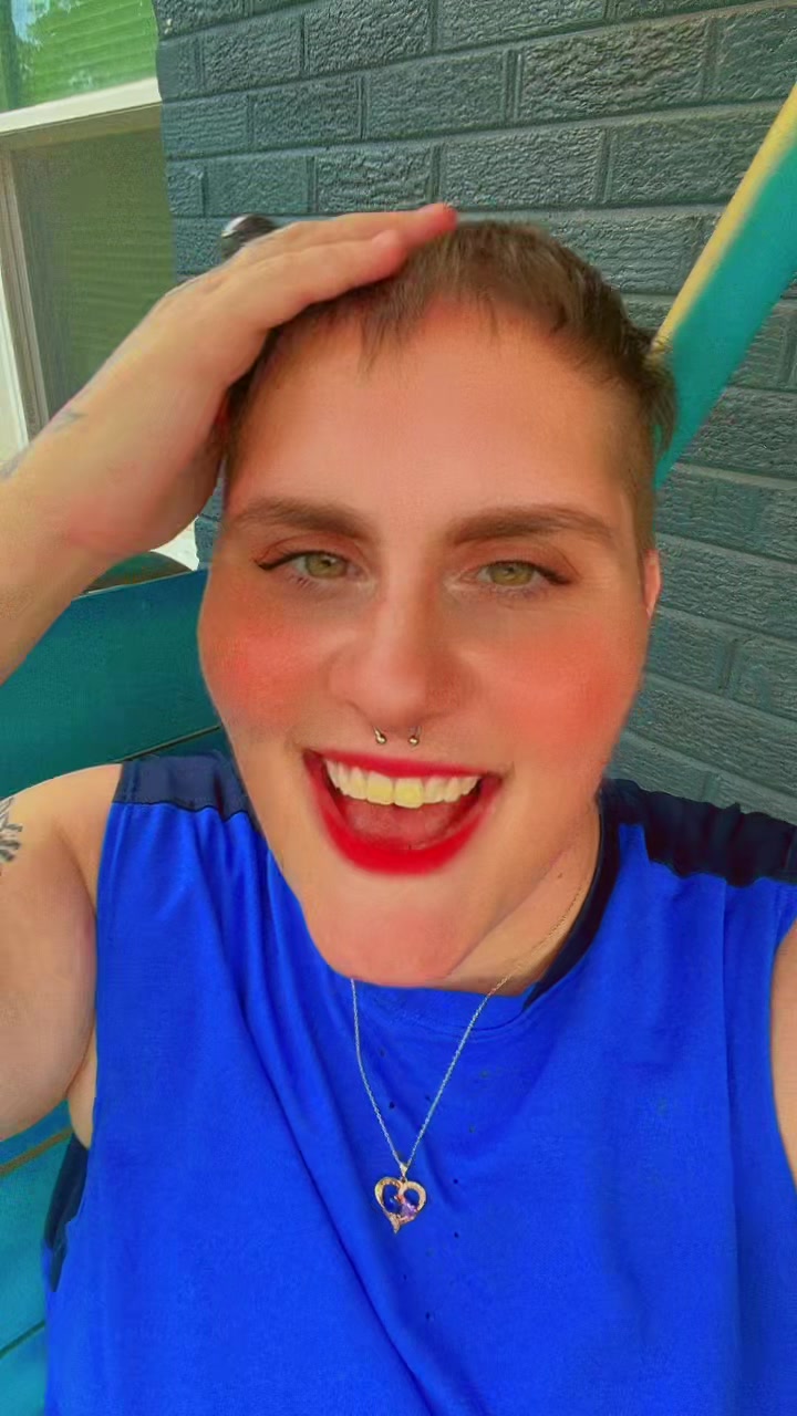 @👑queen👑_psycho_gremlin32