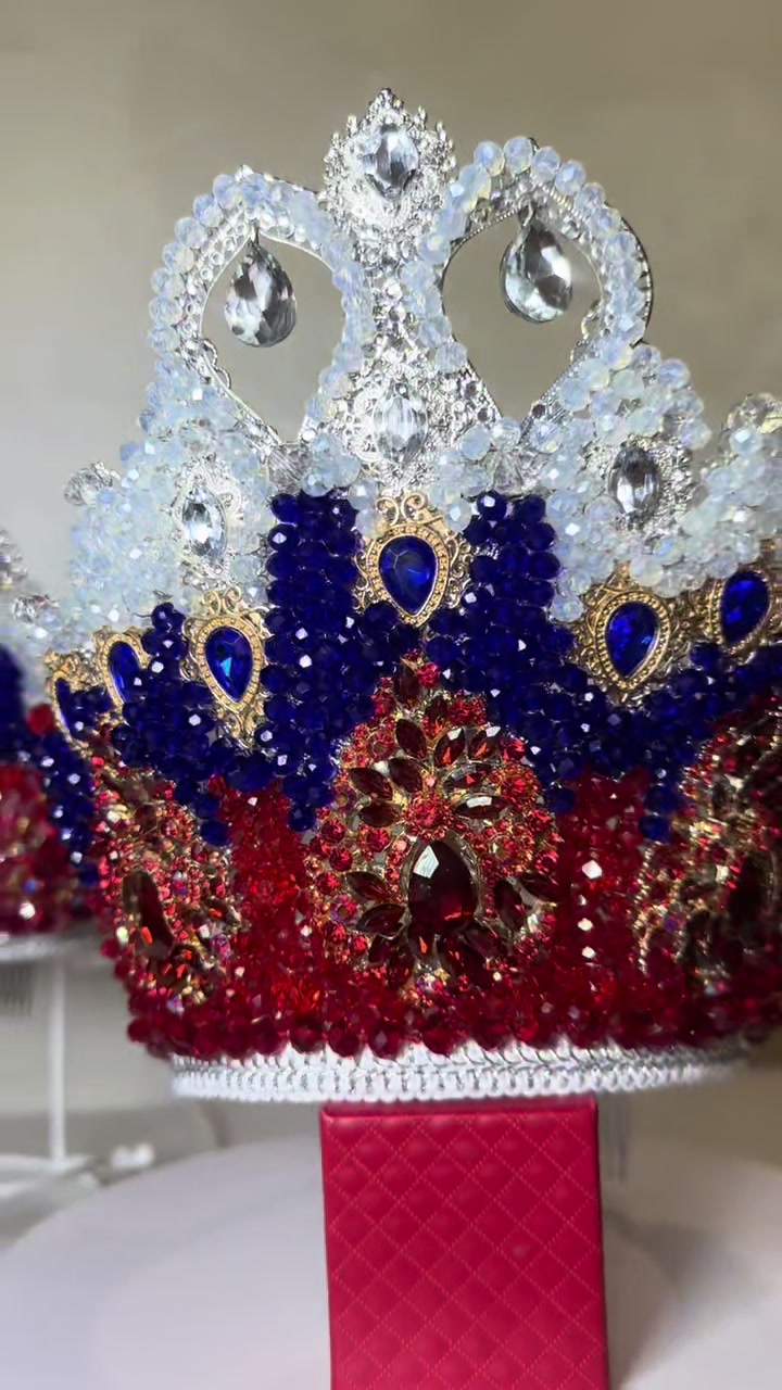 @Королева 👸